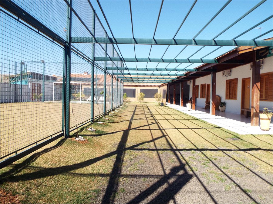 Chácara em condomínio Quinta dos Buritis 3 quartos, 1000 m²