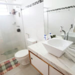 Casa à venda com excelente localização comercial