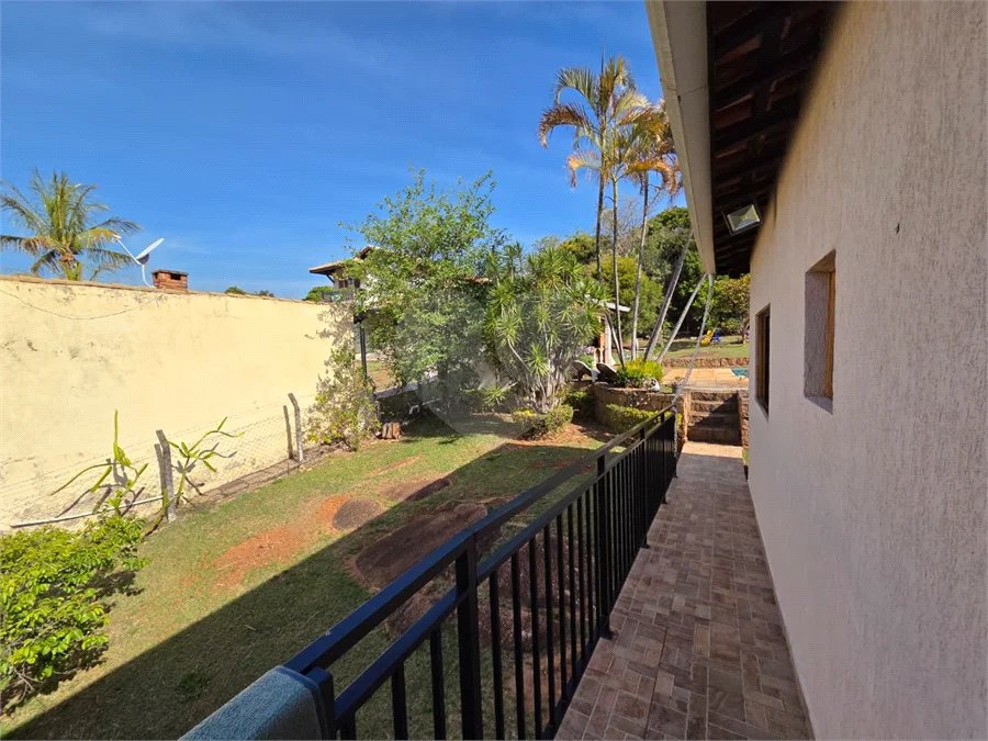 Casa com 3 dormitórios e piscina no Condomínio Cafezal VI em Itupeva SP