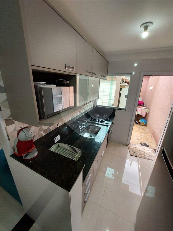 Oportunidade única! Sobrado impecável com 2 suítes e 2 vagas