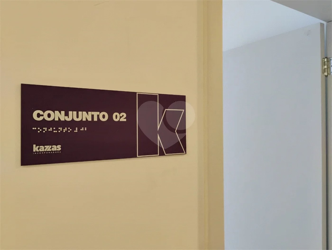 Excelente sala comercial com 50 M² no Jabaquara.