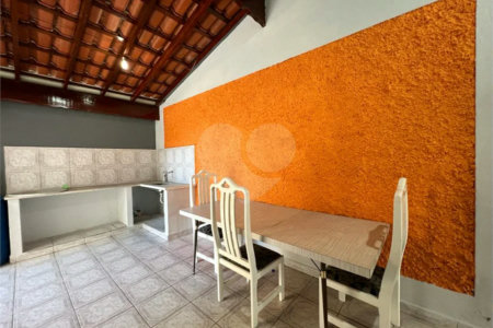 CASA NA PRAIA A POUCOS PASSOS DO MAR TERRENO AMPLO E EXCELENTE ESPAÇO PARA TODA A FAMÍLIA