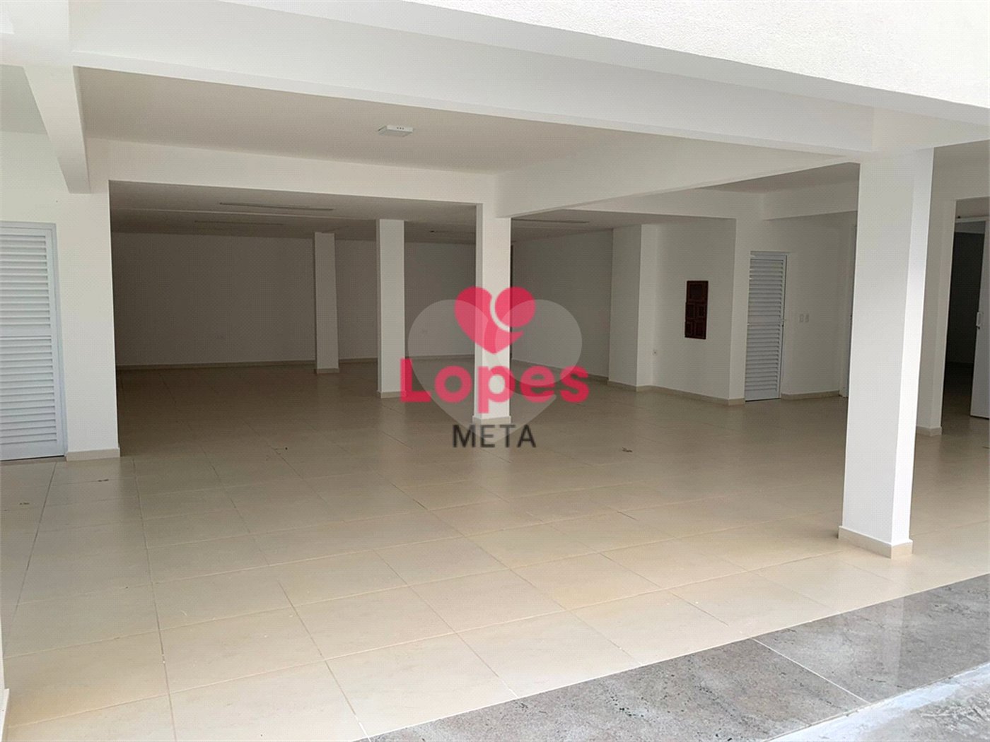SOBRADO ALTOS DA SERRA 1 820m², 4 DORMITORIOS, 4 SUITES, 8 VAGAS SÃO JOSÉ DOS CAMPOS/SP