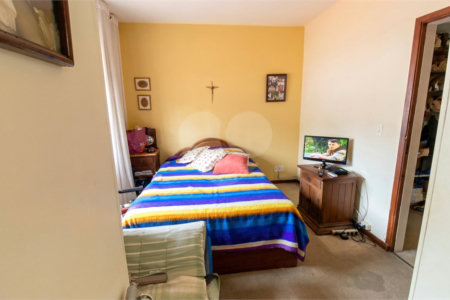 Sobrado à venda com 3 quartos, sendo 1 suíte, em Campo Belo, São Paulo, SP