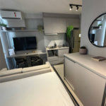 Studio mobiliado em andar alto com lazer completo em Indianópolis