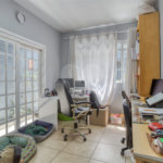 Sobrado à venda com 4 quartos, sendo 1 suíte, em Chácara Flora, São Paulo, SP