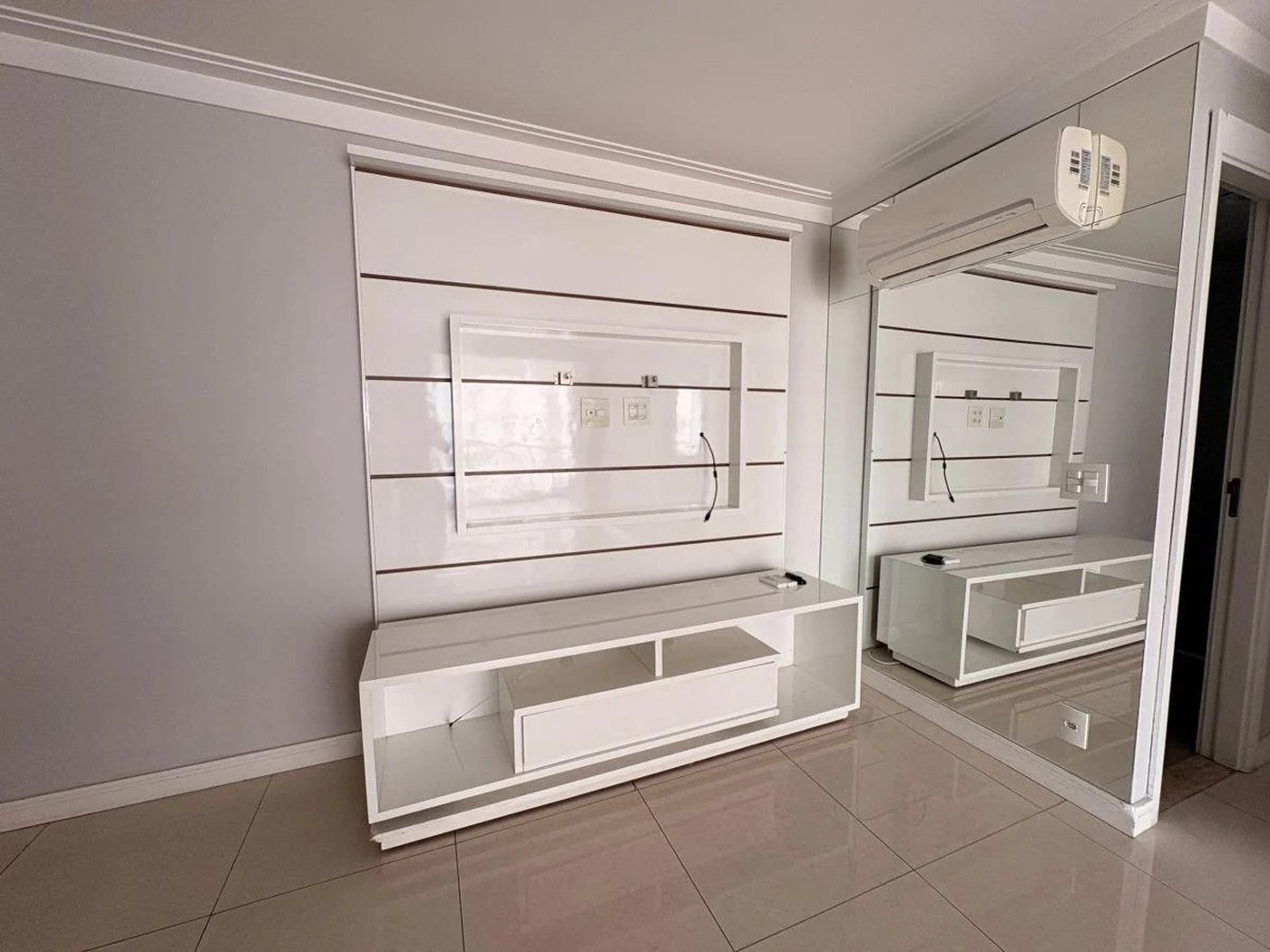 Apartamento à venda com 2 quartos em Jardim Esmeralda, São Paulo - SP