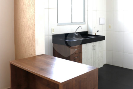 Apartamento com 2 dormitórios.