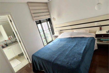 Apartamento à venda com 2 suítes em Campo Belo, São Paulo, SP