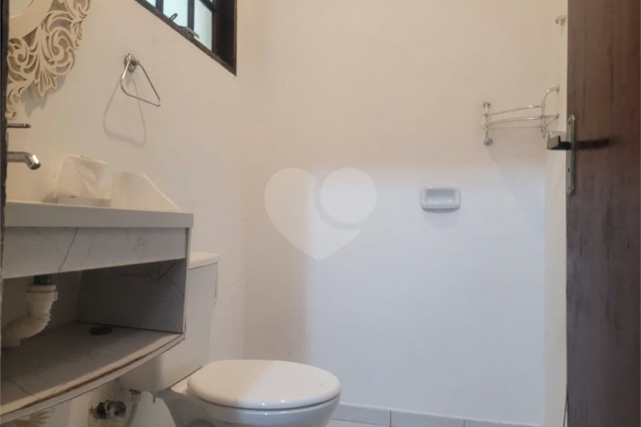 Casa à venda com 7 quartos, sendo 5 suítes, em Guaratuba, Bertioga, SP