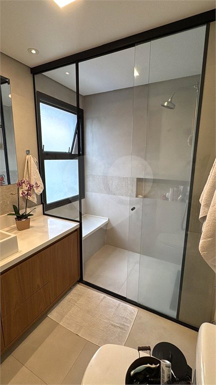 Apartamento em Moema Pássaros à Venda 171 m² 3 Dormitórios 3 Suítes Reformado