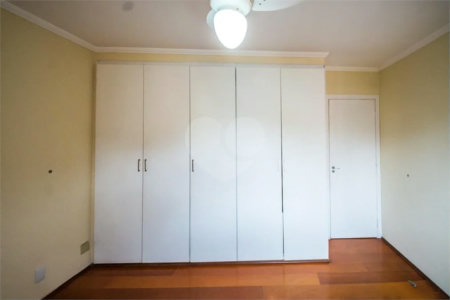 Apartamento a Venda no Condomínio Edifício Guarujá em Campinas/SP