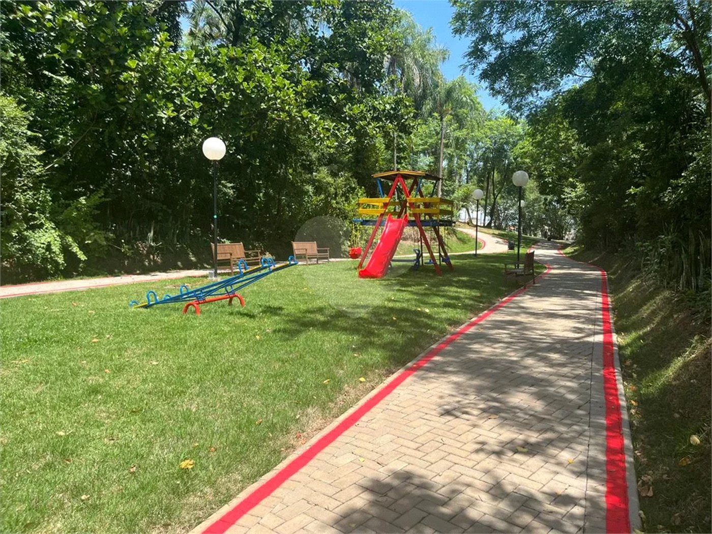 Condomínio Canadá Residencial-Bairro Ondas - Piracicaba/SP