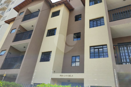 Apartamento no Condomínio Ilha Bela.