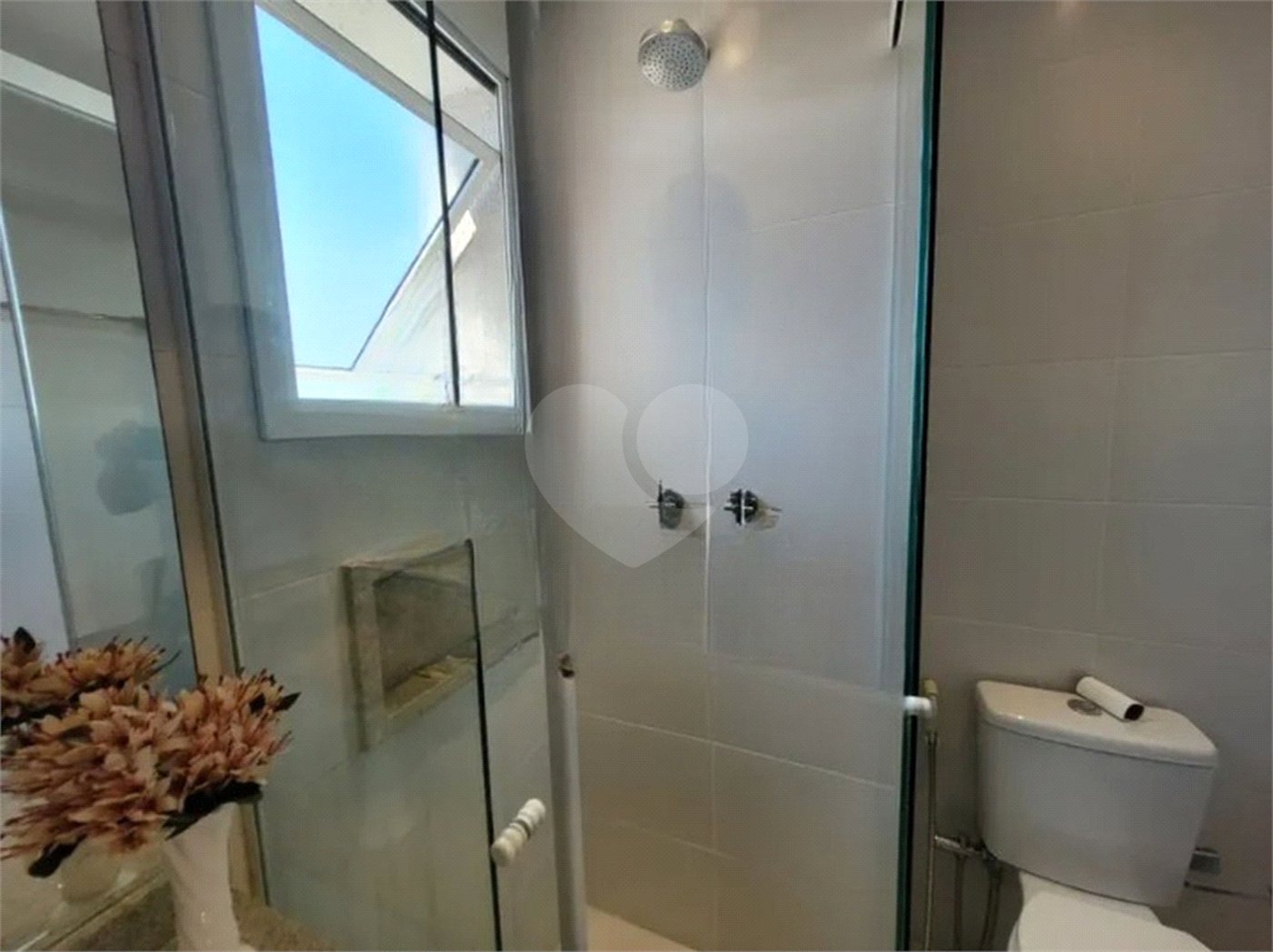 Apartamento à venda com 3 quartos, sendo 2 suítes, em Cambuci, São Paulo, SP