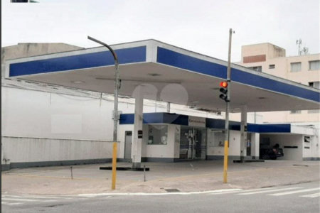 Espaço ideal para posto de gasolina, farmácia e loja no Bom Retiro