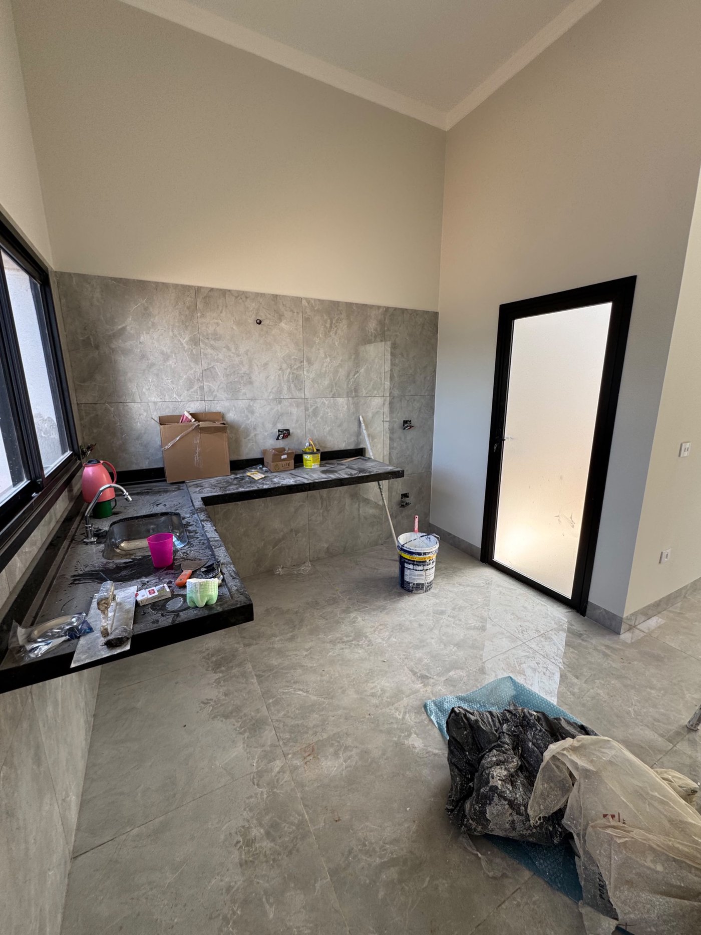 Casa para alugar com 3 quartos, sendo 1 suíte, em Jardim Bela Vista, Três Lagoas, MS