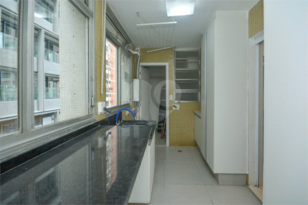 Apartamento à venda com 2 suítes em Itaim Bibi, São Paulo, SP