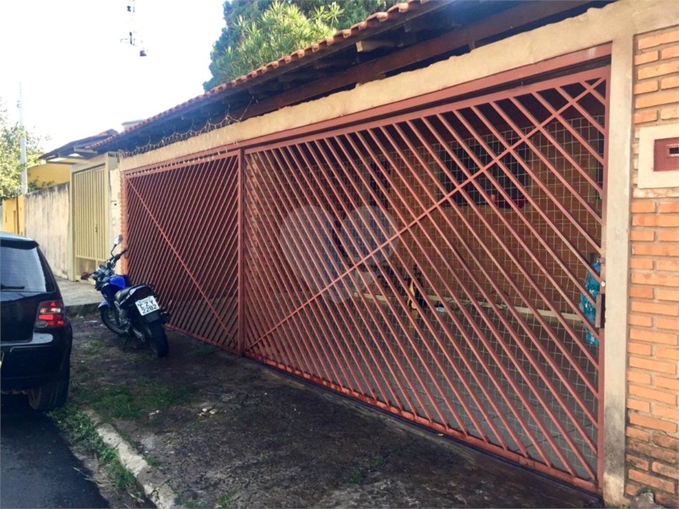 Casa térrea no Jardim Bandeirantes.