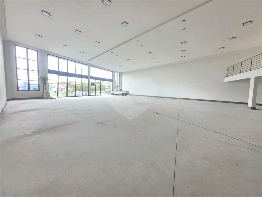 Prédio Comercial para Locação no Jardim Santo Antônio em Valinhos/SP