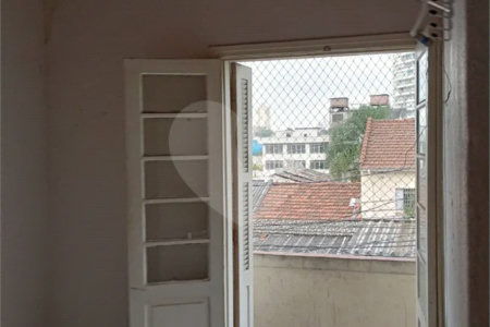 PREDIO COM 2 CASAS NO SACOMÃ
