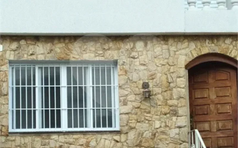 **SOBRADO À VENDA | 3 DORMITÓRIOS | 3 VAGAS | 147m² | PONTE GRANDE – GUARULHOS**