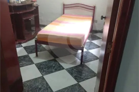 CASA A VENDA, PARQUE BANDEIRANTES, 3 DORMITORIOS 1 SENDO SUÍTE, 2 VAGAS DE GARAGEM, SJC/SP