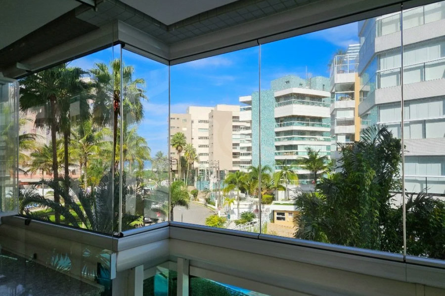 Apartamento à venda com 3 quartos, sendo 2 suítes, em Riviera de São Lourenço, Bertioga, SP