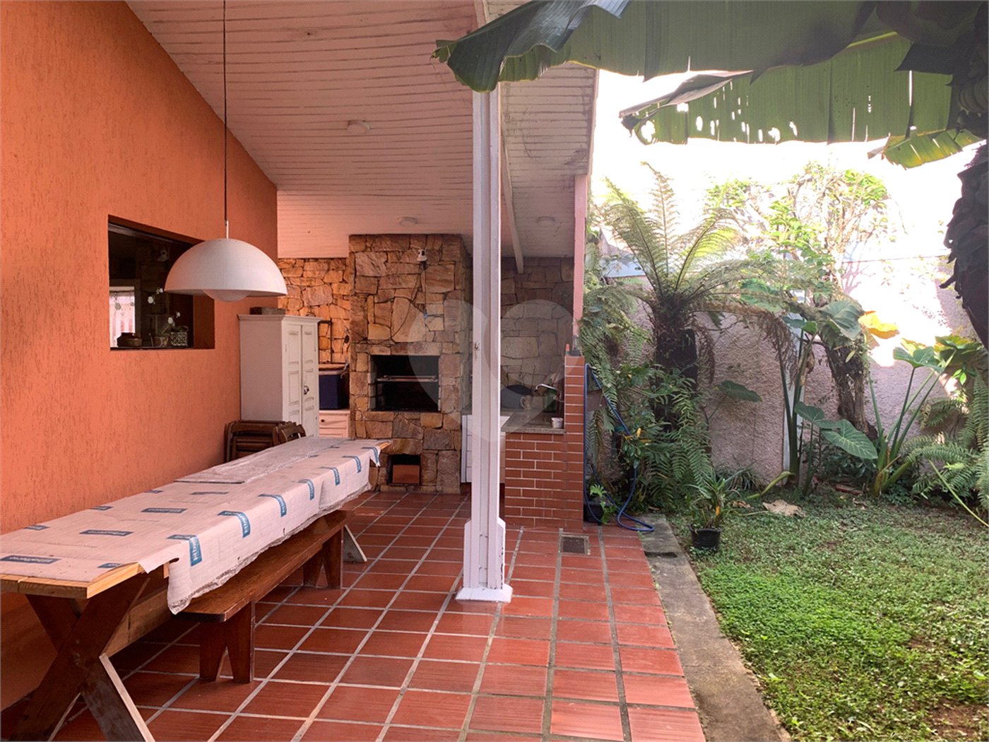 Casa à venda com 3 quartos, sendo 1 suíte, em Interlagos, São Paulo, SP