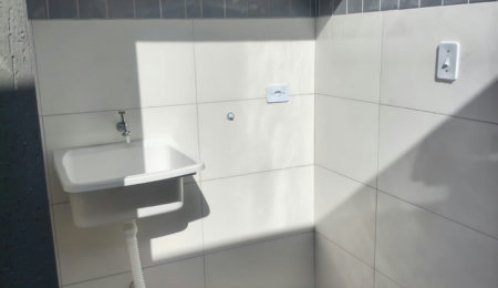 Casa à venda com 2 quartos, sendo 1 suíte, em Itanhaém, SP