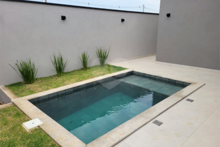 CASA A VENDA NO CONDOMINIO RESERVA RUDÁ COM PISCINA, 3 SUÍTES, 2 VAGAS, SÃO JOSÉ DOS CAMPOS/SP.
