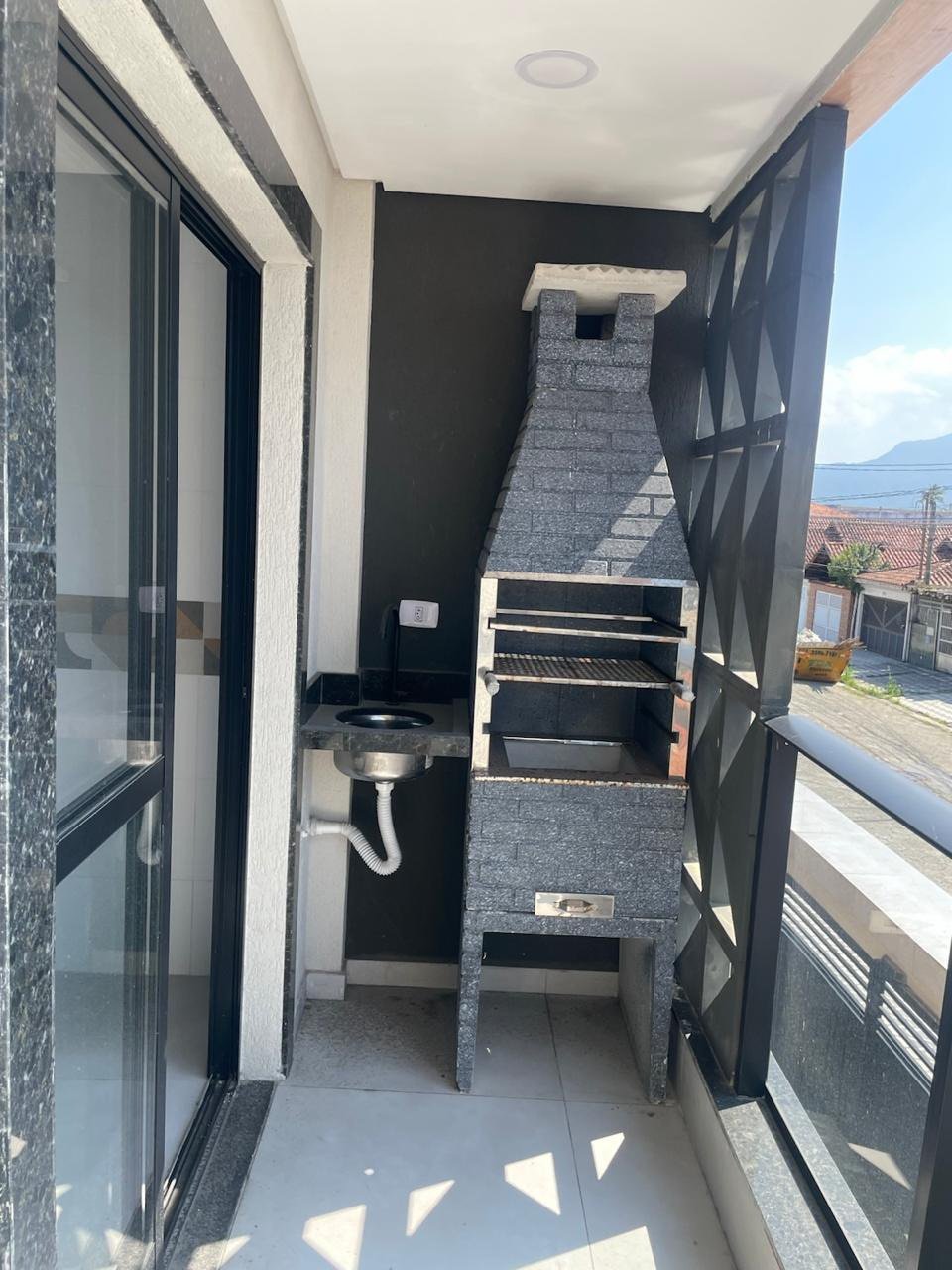 🌊 OPORTUNIDADE ÚNICA EM PRAIA GRANDE – VILA MIRIM! 🏡
