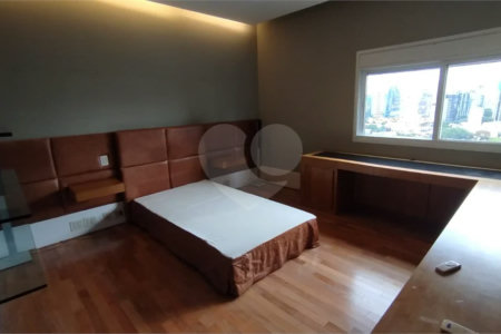 Á venda Apartamento Alto Padrão 5 suítes / 8 vagas 522m² Vila Nova Conceição