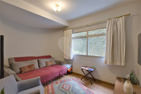 Casa com 4 quartos á venda no Jardim Marajoara, São Paulo - SP