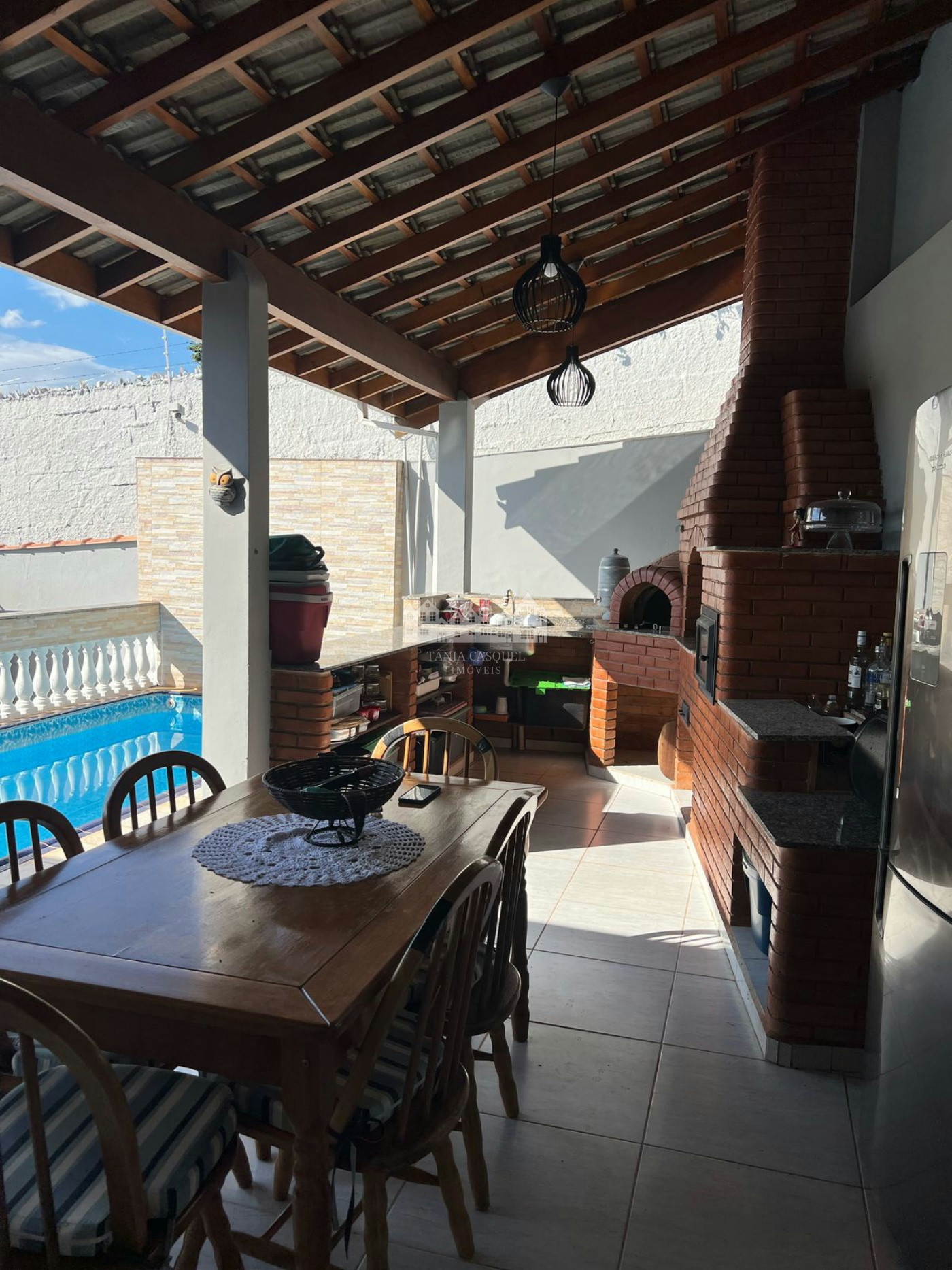 Casa à venda com 3 quartos, sendo 1 suíte, em Retiro das Fontes, Atibaia, SP