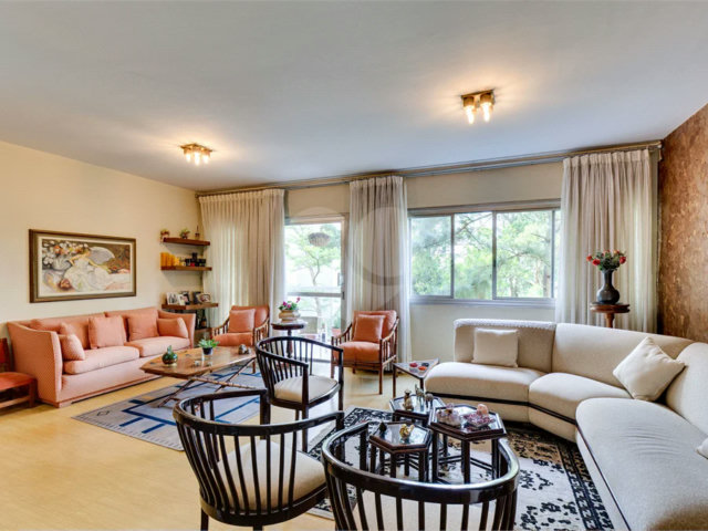 Apartamento à venda com 4 quartos, sendo 1 suíte,  em Jardim Marajoara, São Paulo, SP