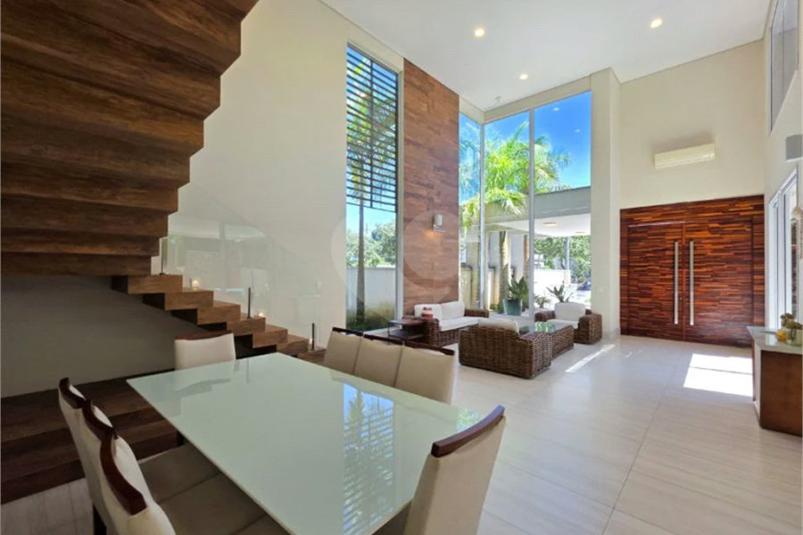 Casa à venda com 6 quartos, sendo 4 suítes,  em Riviera de São Lourenço, Bertioga, SP