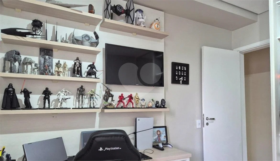 Apartamento reformado de 92 m² no Baeta Neves, com 2 dormitórios, 1 suíte, sala ampliada, área gourmet, 2 vagas, planejados e lazer completo.
