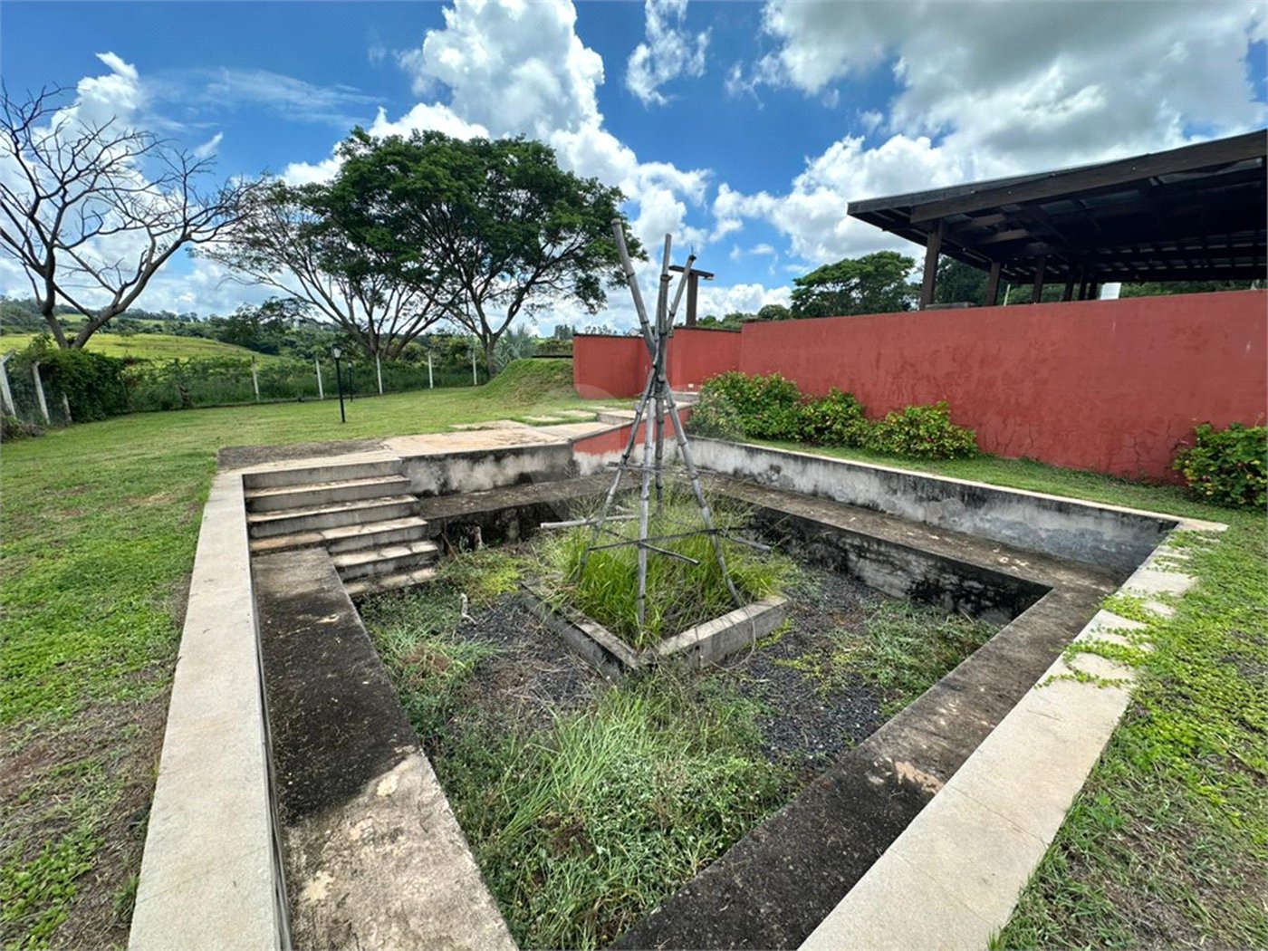 Sítio á venda - 6,6 Hectares