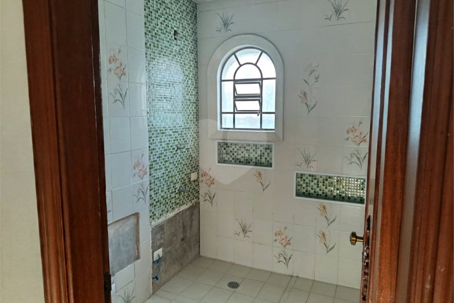 Oportunidade! Sobrado 3 Dorms/ 1 Suíte e 2 Vagas
