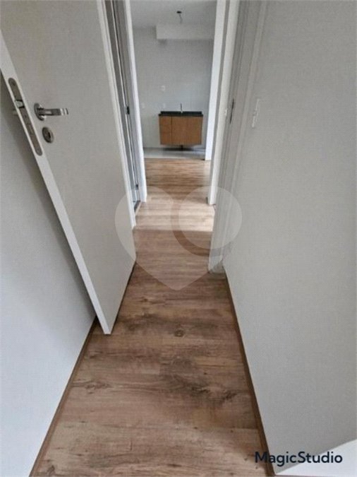 Apartamento com 38m², 2 dormitórios, à venda no Parque Bristol.