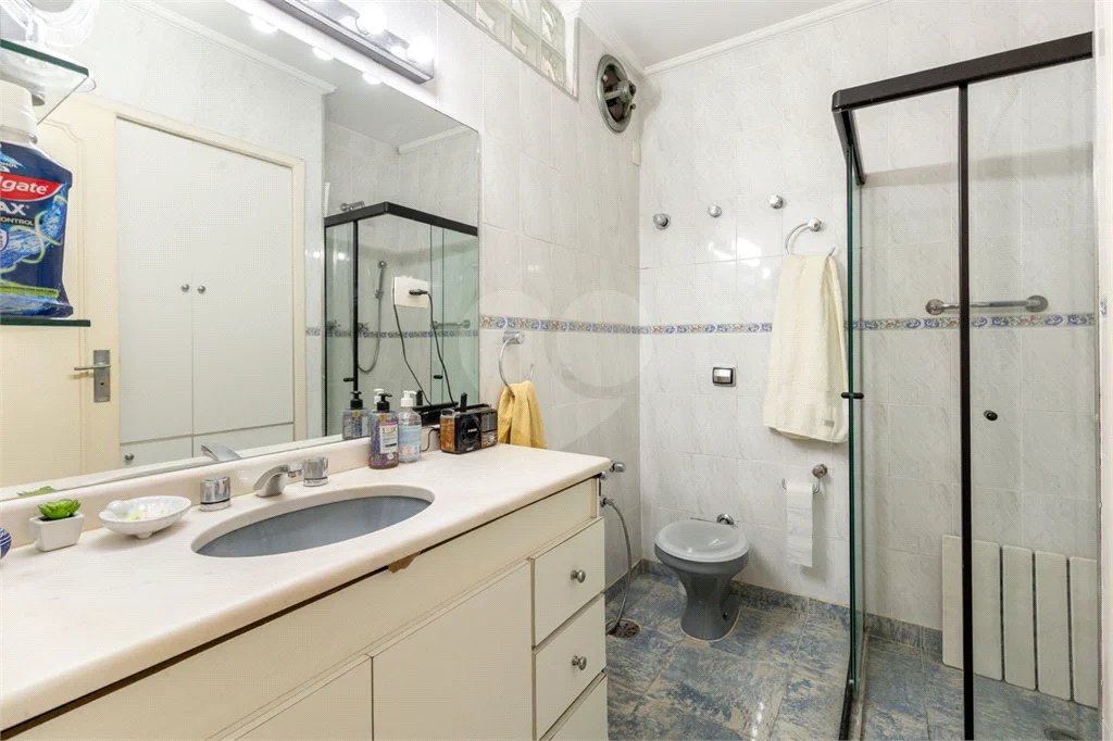 Apartamento a venda no Bela Vista com 3 quartos, 1 suíte, lavabo, 2 vagas, 200 m² de área útil