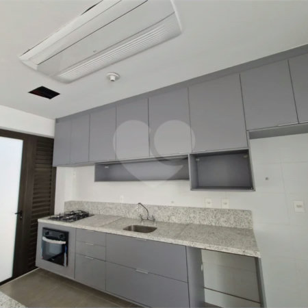 Casa à venda ou para alugar com 3 suítes no condomínio Jardim Flora, São Paulo - SP