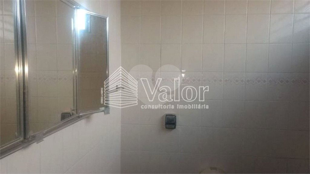 Casa térrea com 2 dormitórios.