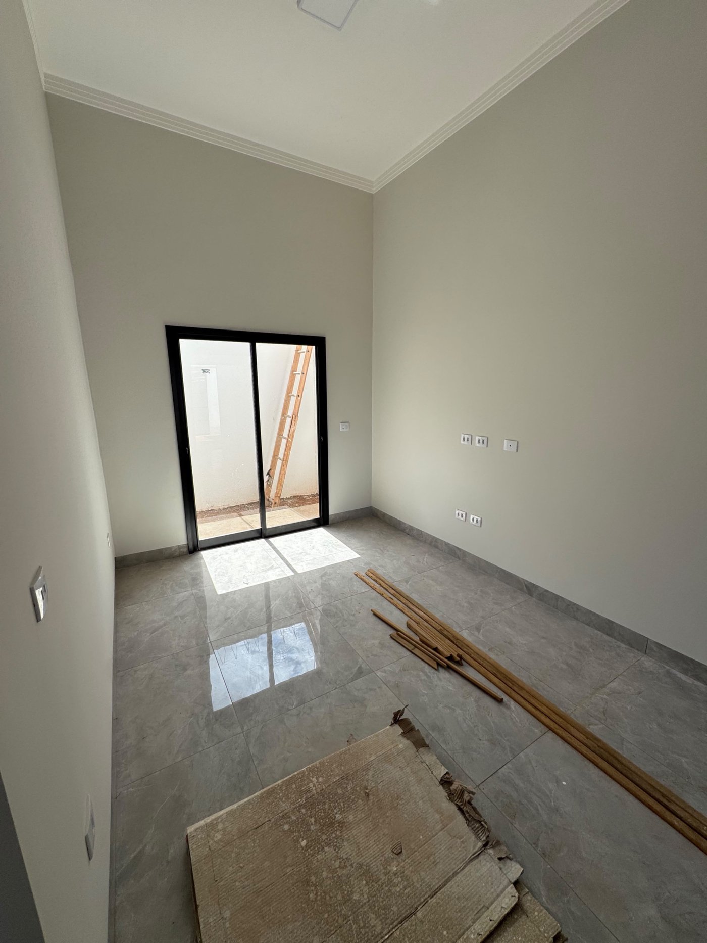 Casa para alugar com 3 quartos, sendo 1 suíte, em Jardim Bela Vista, Três Lagoas, MS