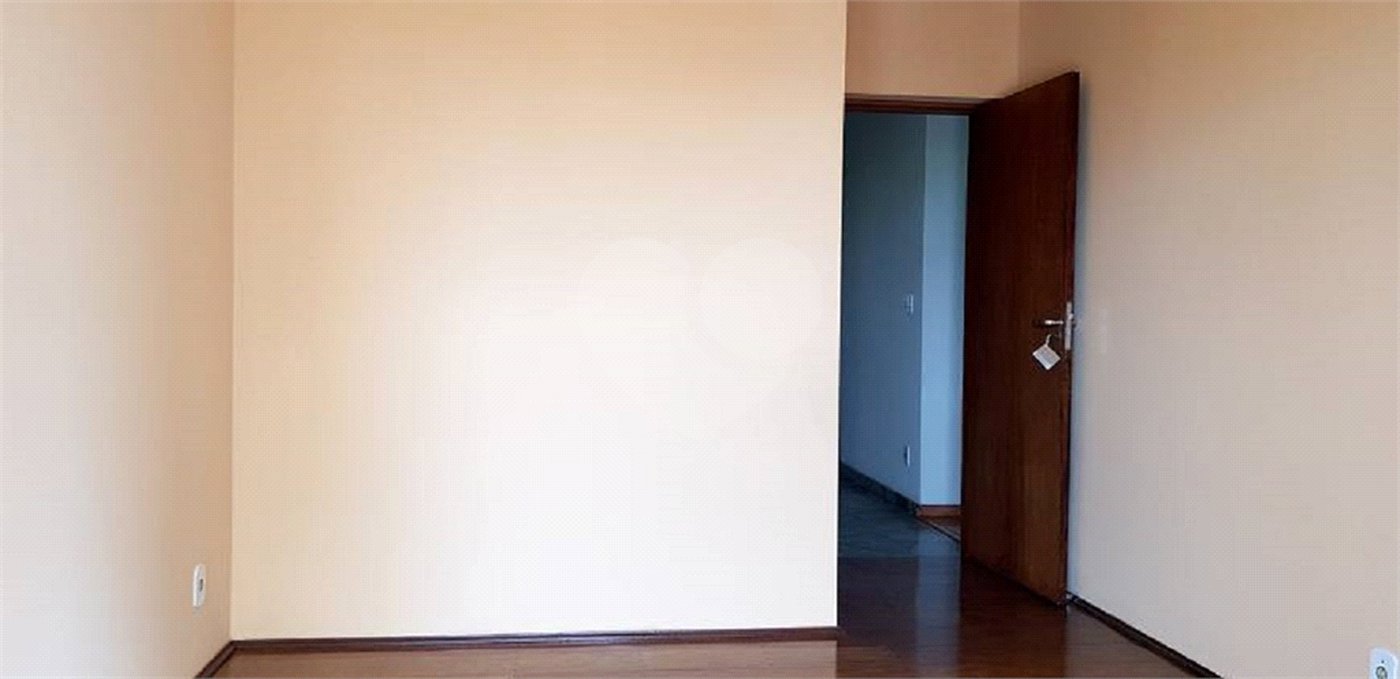 Apartamento no Condomínio Torello Dinucci