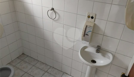 Excelente sala comercial na zona Sul