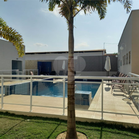 Apartamento Térreo – Condomínio Monte Pinheiros