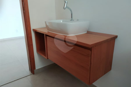 Apartamento totalmente reformado, nunca habitado, tipo loft para venda no Bom Retiro