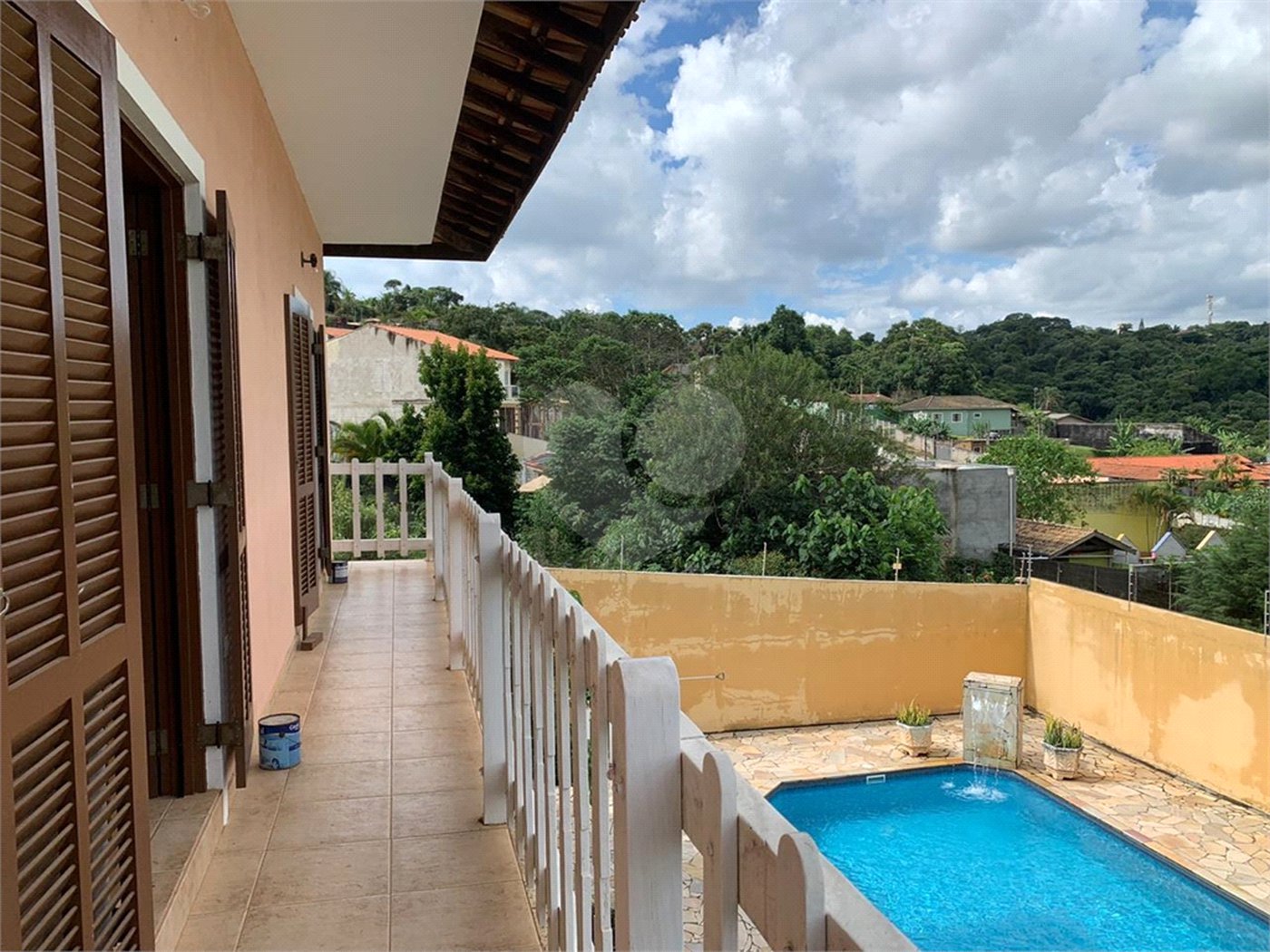 Casa ampla à venda no Vale das Flores em Atibaia